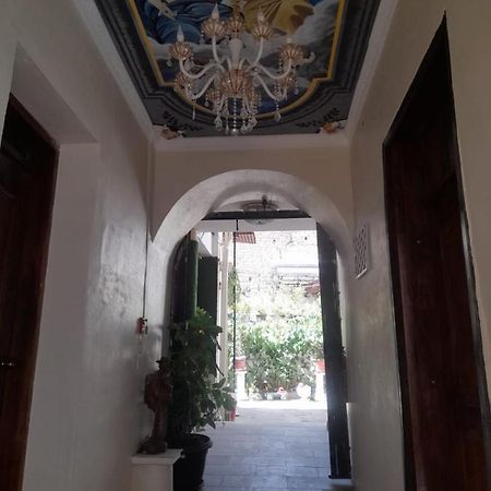 קיטו Hostal Atlantis מראה חיצוני תמונה